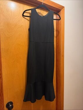 Lulus Black Sleeveless Midi Dress
